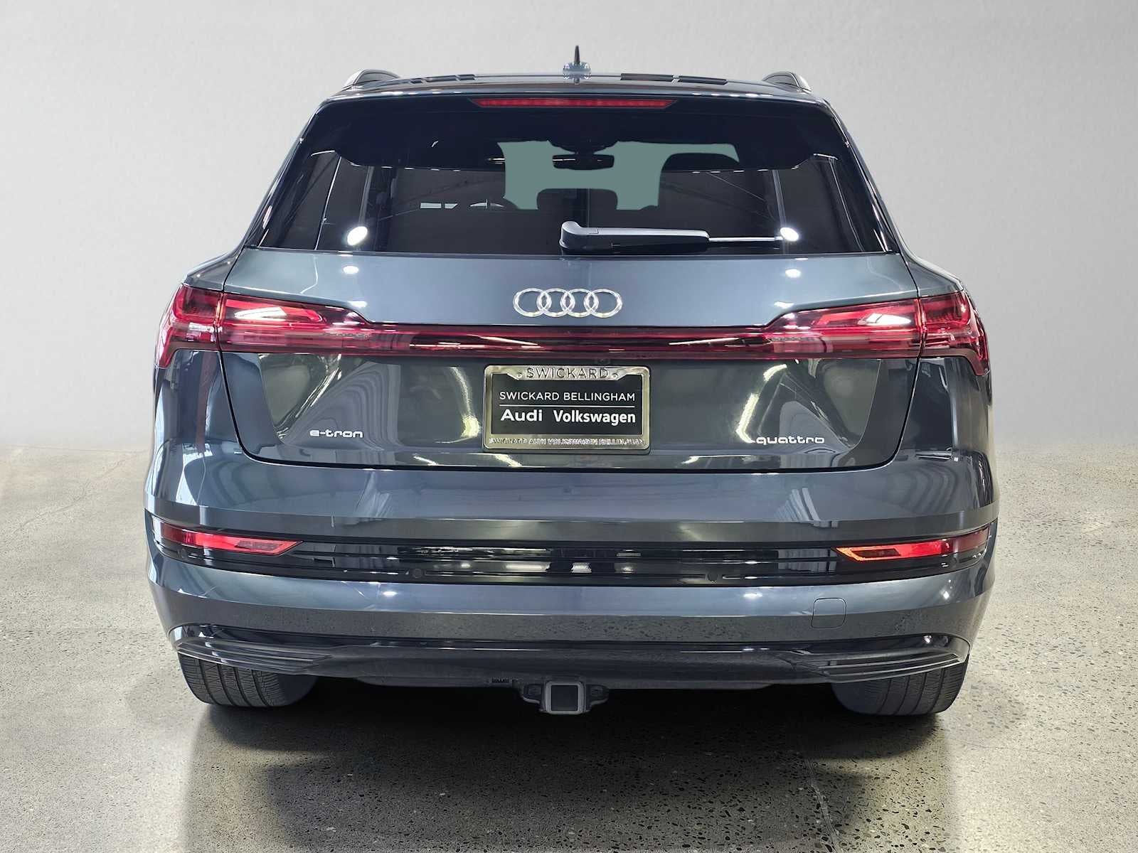 2023 Audi e-tron Premium Plus