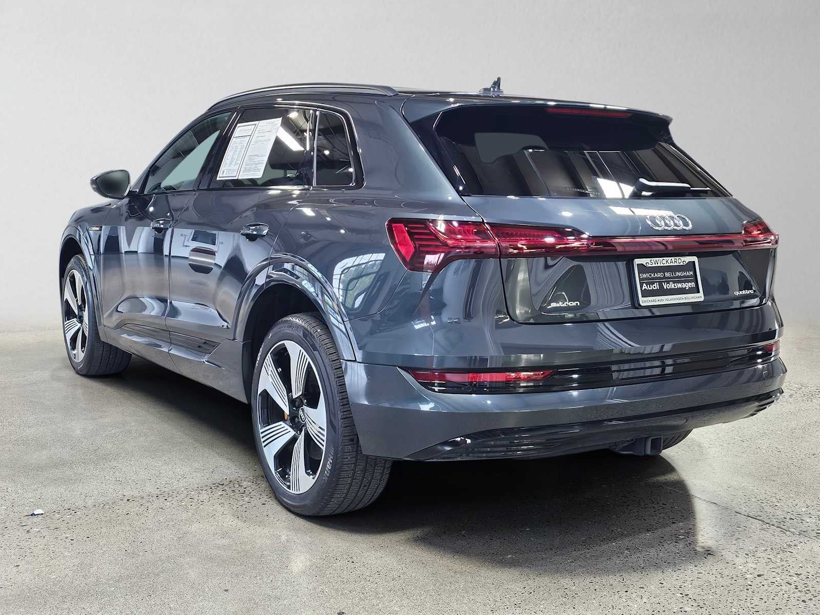 2023 Audi e-tron Premium Plus