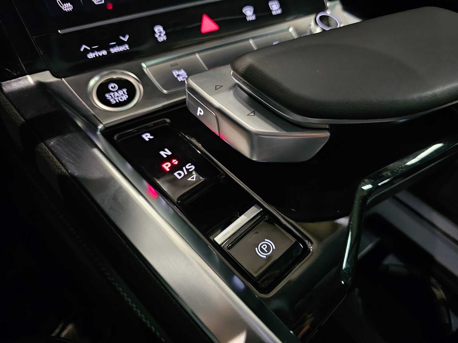 2023 Audi e-tron Premium Plus quattro