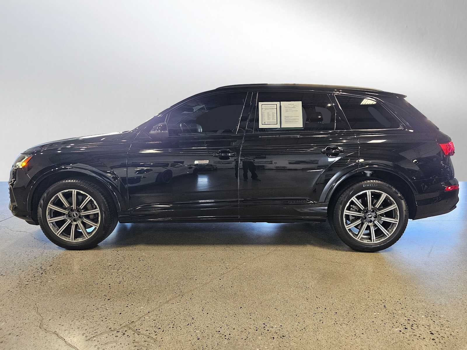 2023 Audi Q7 Premium Plus 45 TFSI quattro