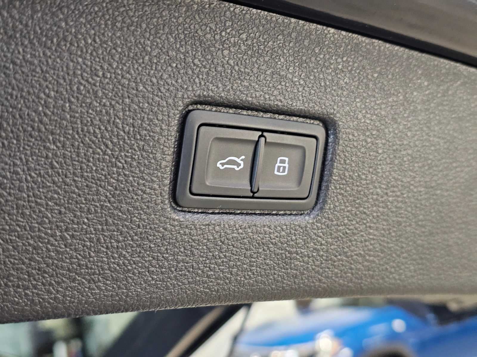 2023 Audi Q7 Premium Plus 45 TFSI quattro