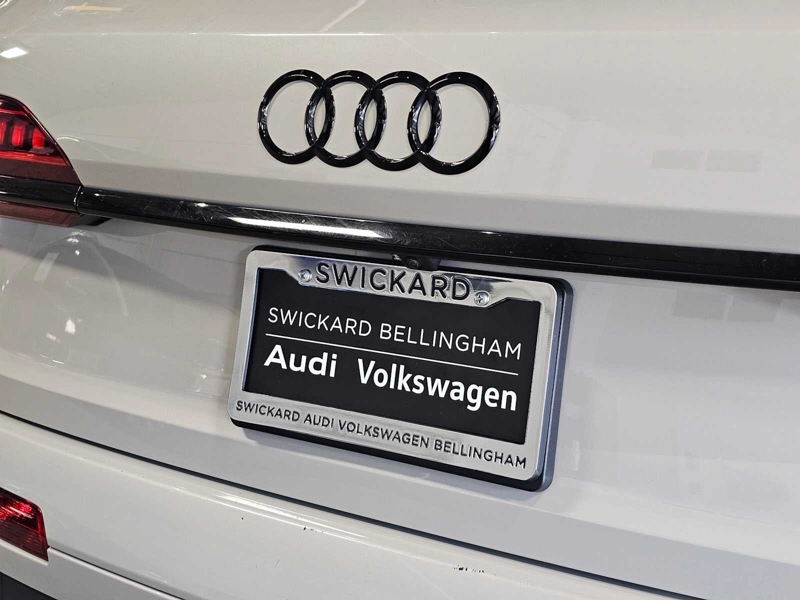 2023 Audi Q7 Premium Plus