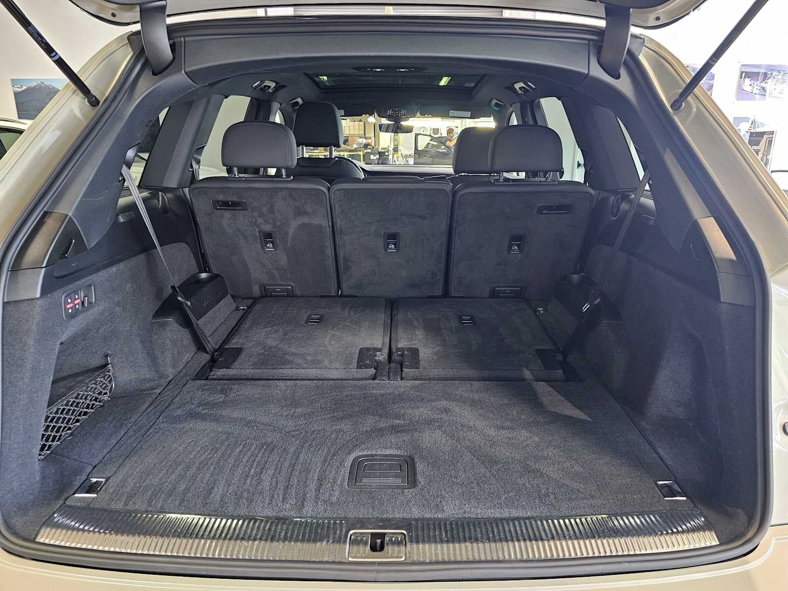 2023 Audi Q7 Premium Plus