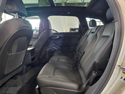 2023 Audi Q7 Premium Plus