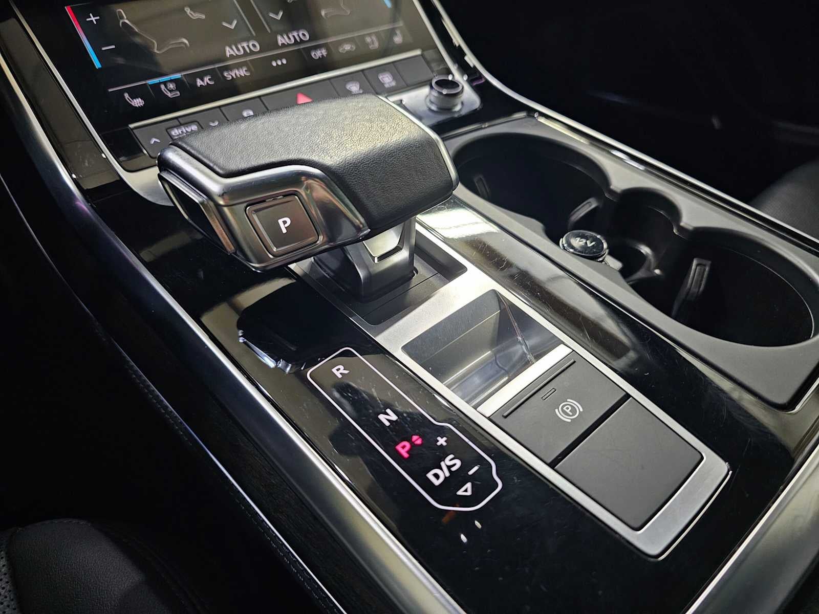 2023 Audi Q7 Premium Plus