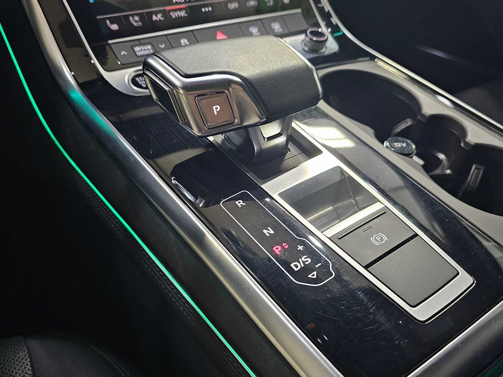 2023 Audi Q7 Premium Plus 45 TFSI quattro