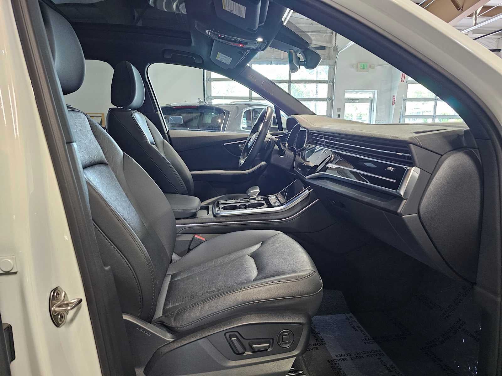 2023 Audi Q7 Premium Plus