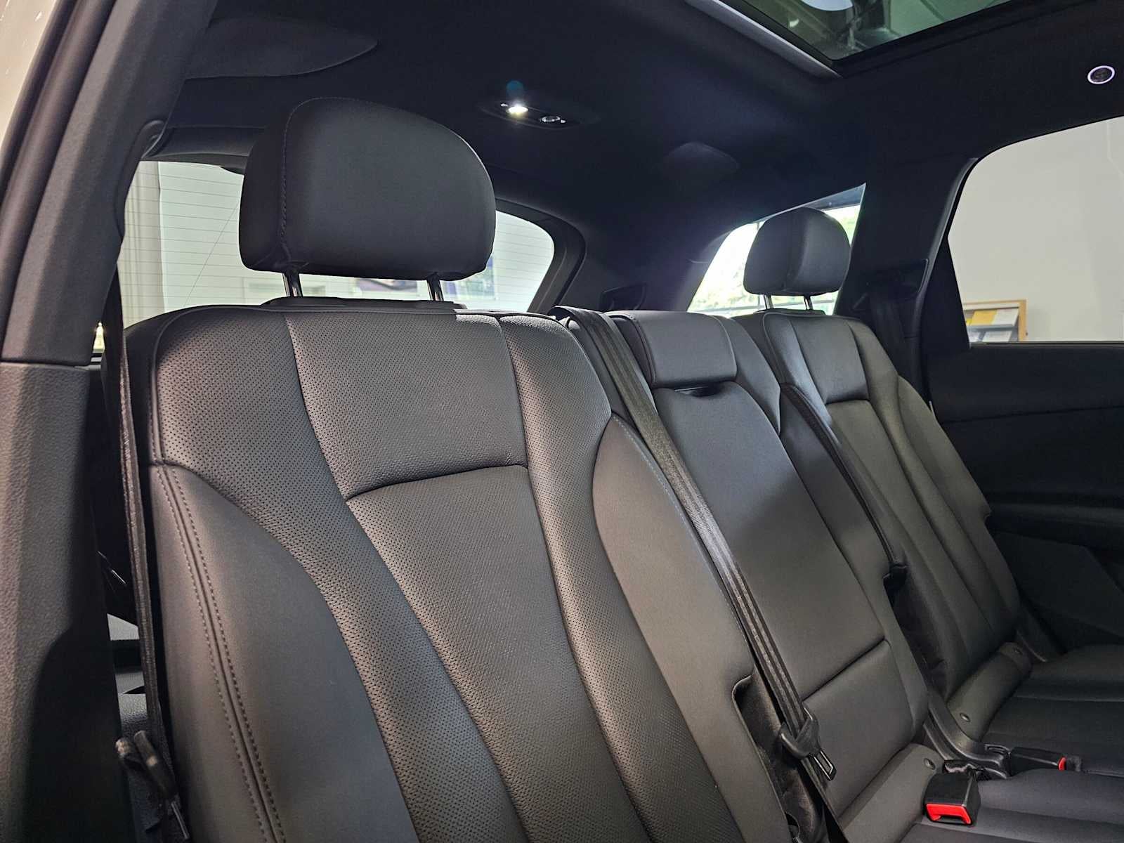 2023 Audi Q7 Premium Plus