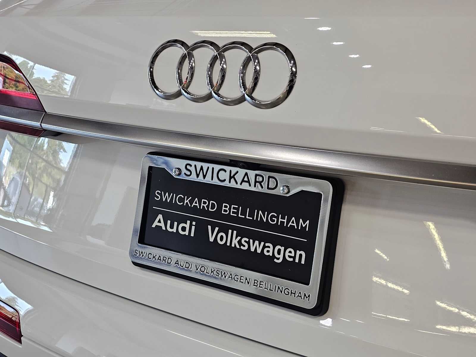 2023 Audi Q7 Premium Plus