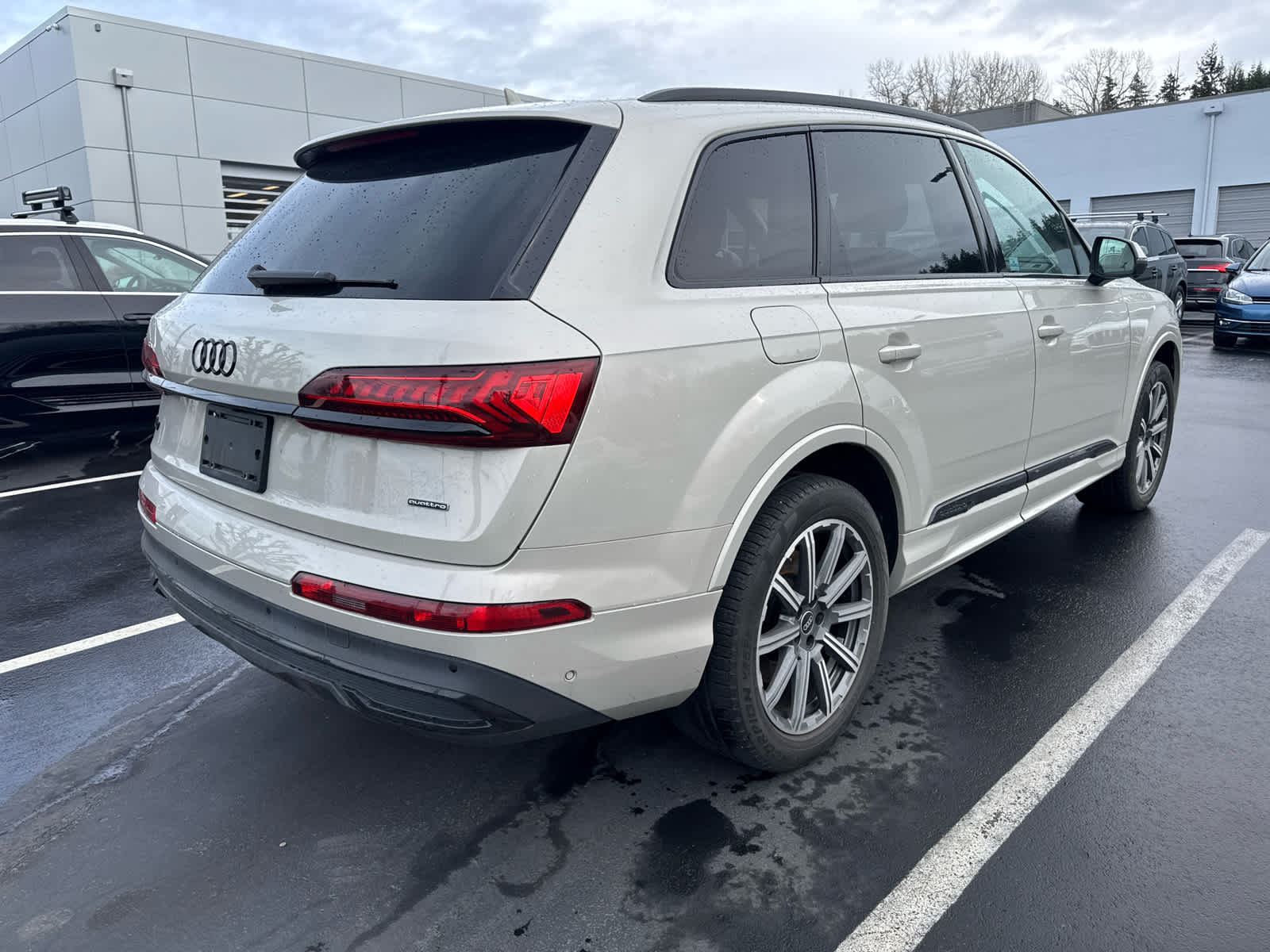 2022 Audi Q7 Premium Plus 45 TFSI quattro