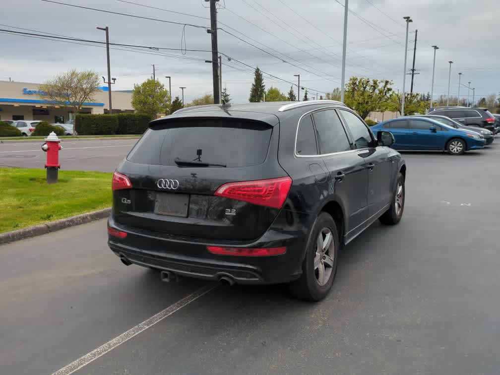 2010 Audi Q5 quattro 4dr Prestige