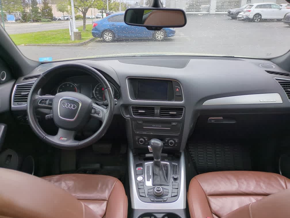 2010 Audi Q5 quattro 4dr Prestige