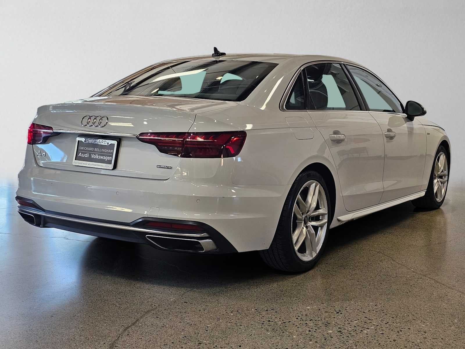 2024 Audi A4 S line Premium Plus 45 TFSI quattro