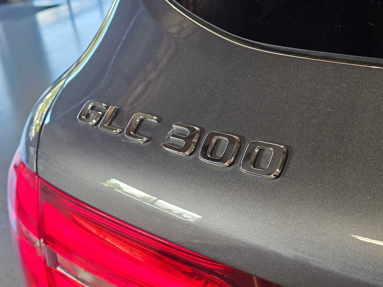 2019 Mercedes-Benz GLC 300 GLC 300