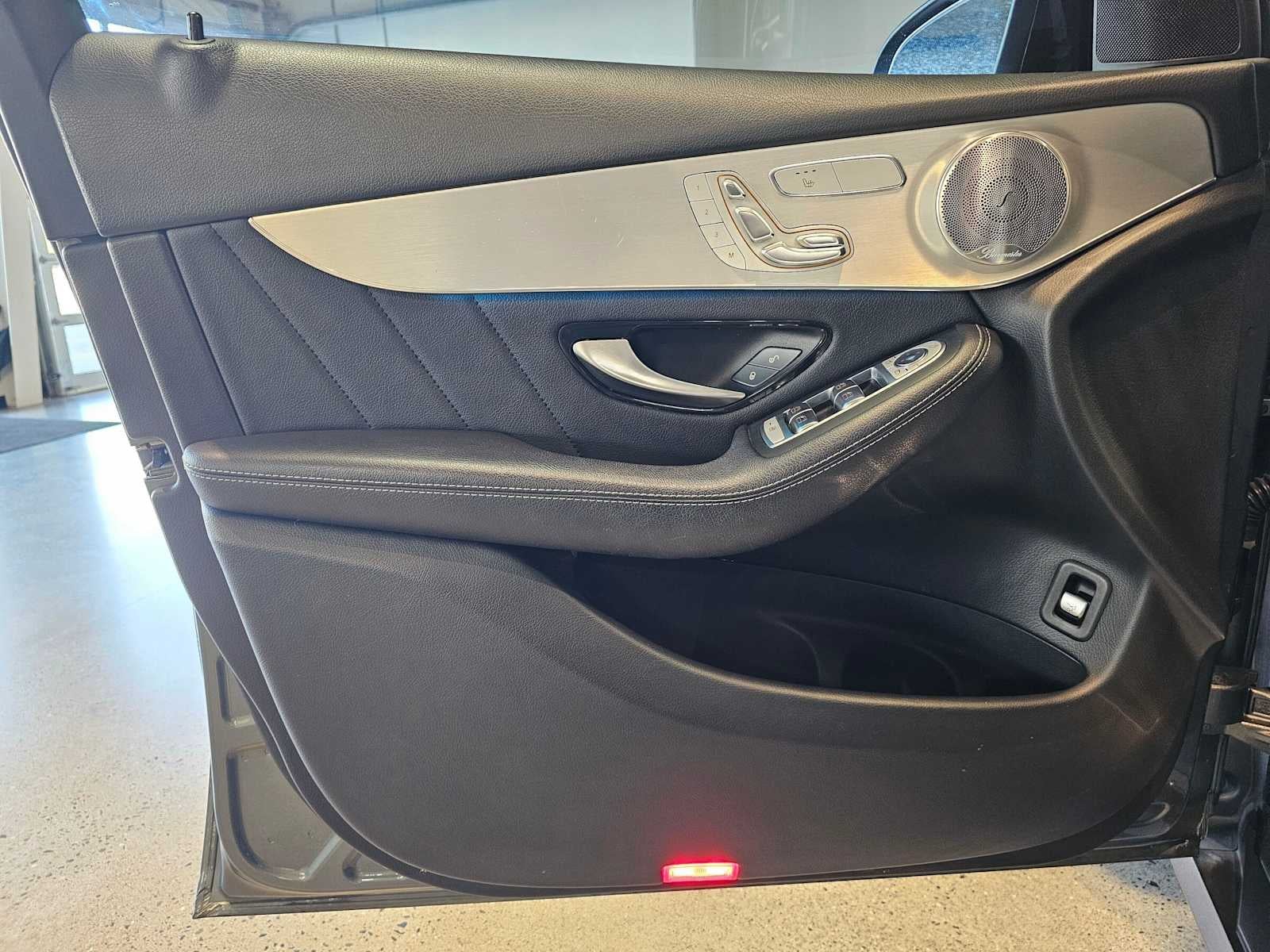 2019 Mercedes-Benz GLC 300 GLC 300