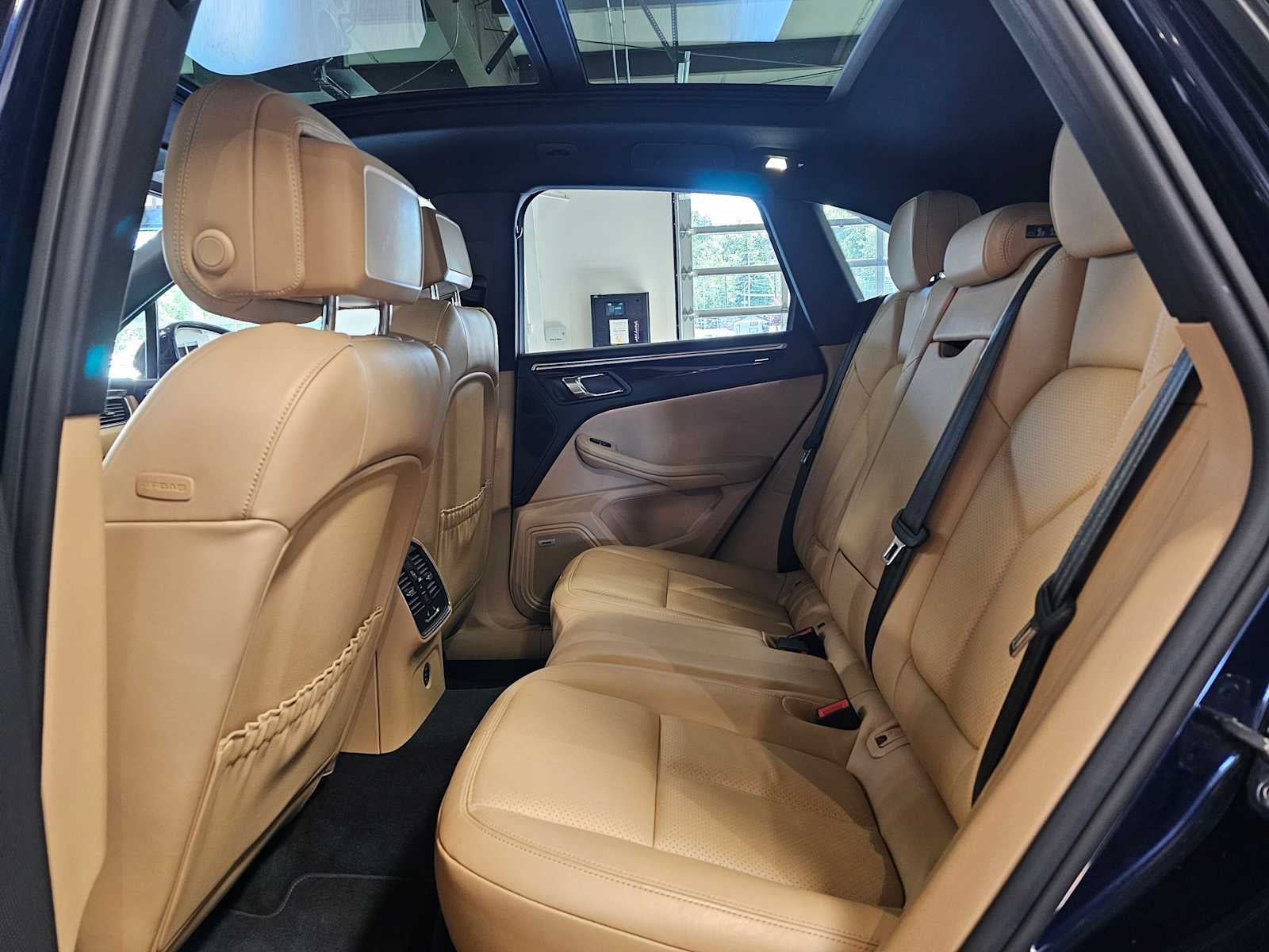 2017 Porsche Macan AWD
