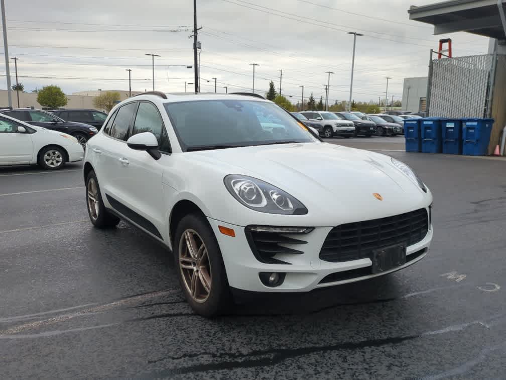 2017 Porsche Macan AWD