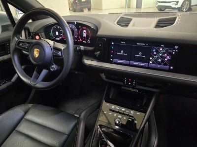 2024 Porsche Cayenne AWD