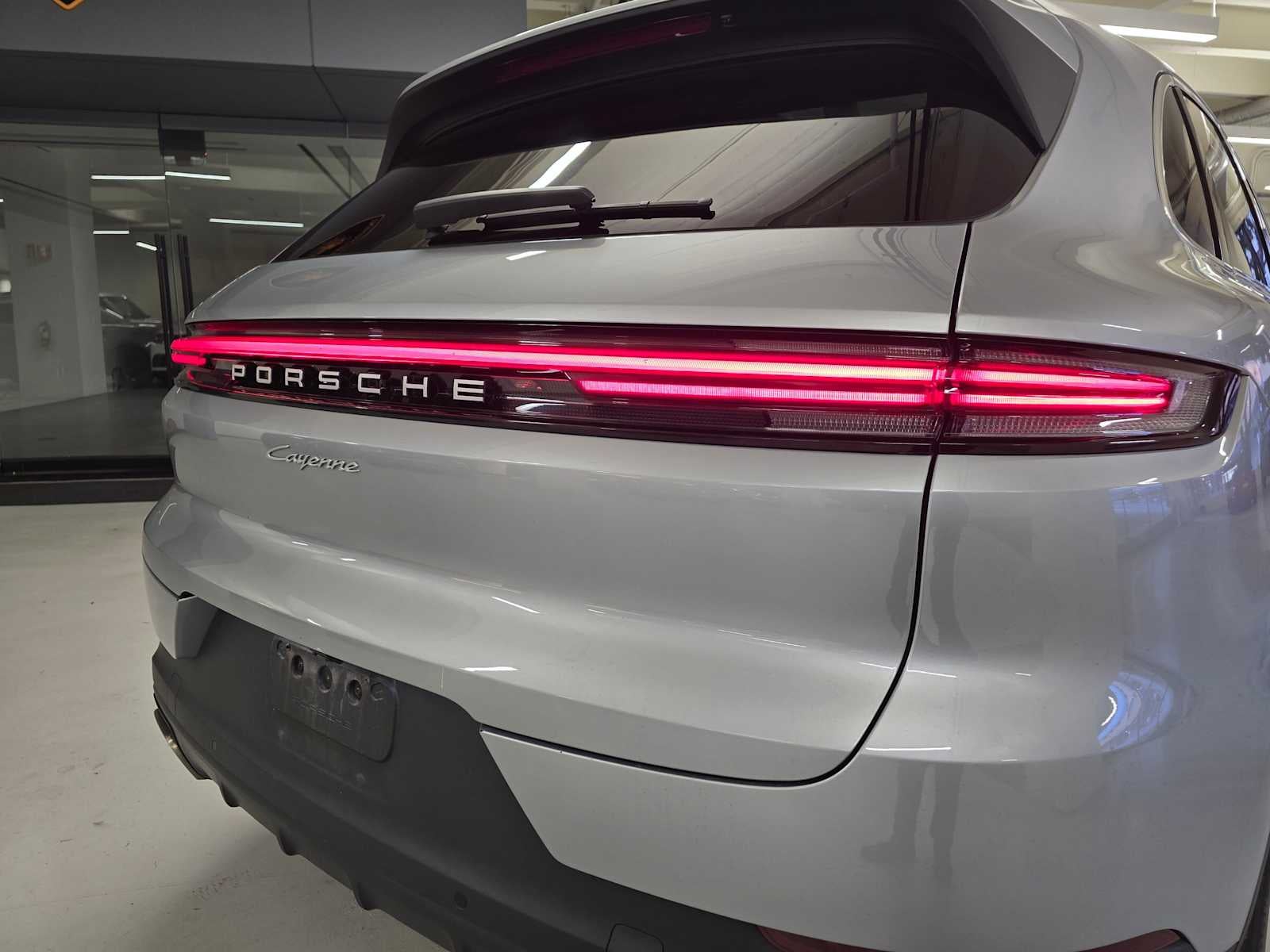 2024 Porsche Cayenne AWD