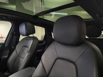 2024 Porsche Cayenne AWD