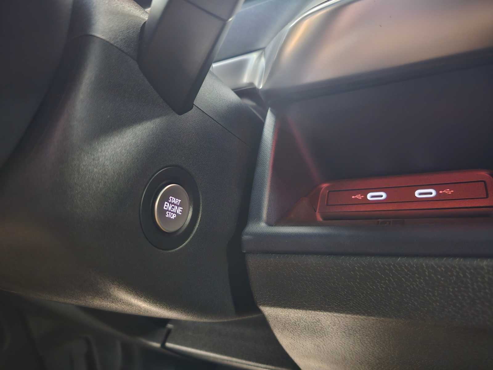 2025 Volkswagen ID. Buzz Pro S RWD w/Two-Tone