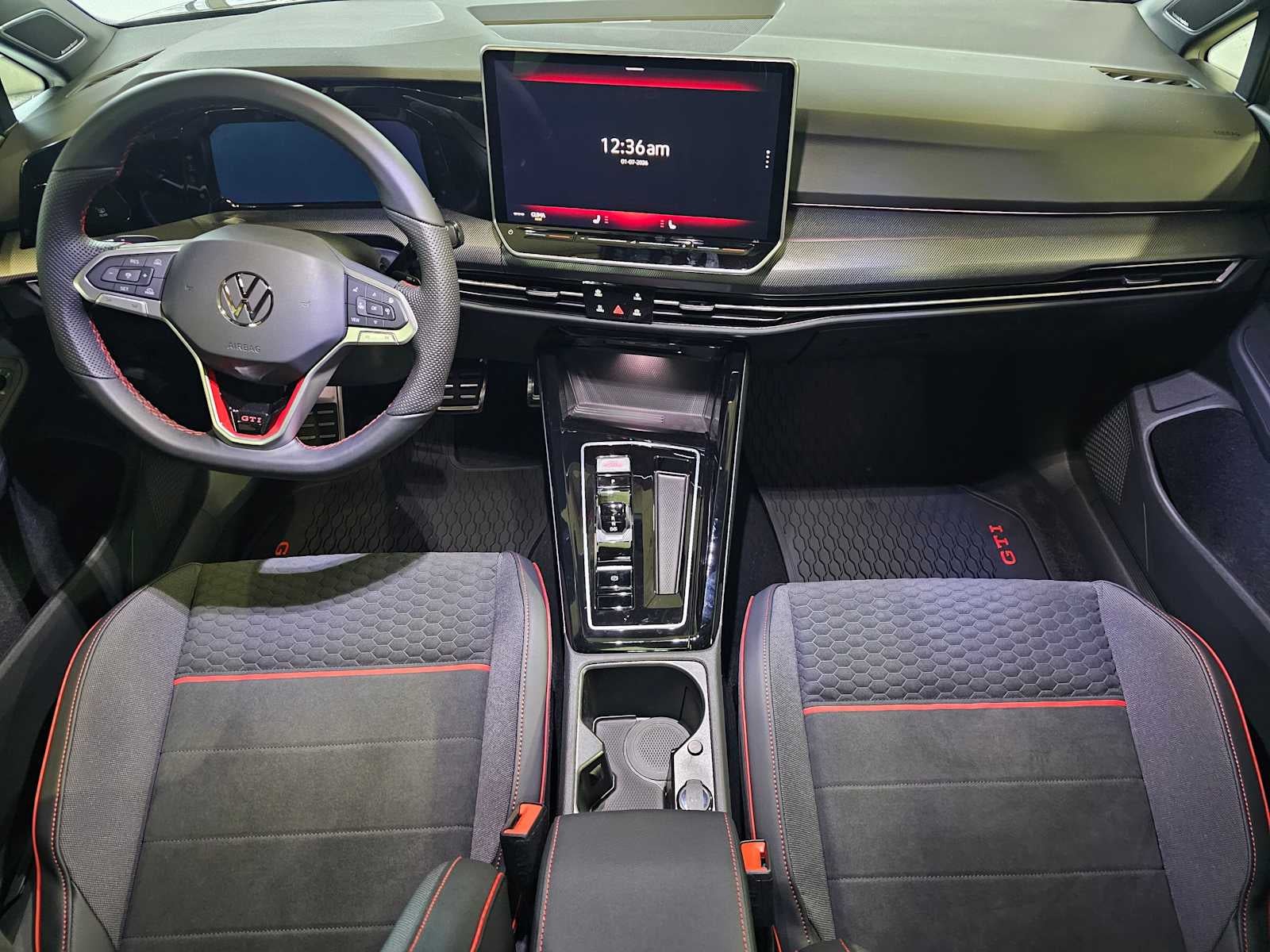 2026 Volkswagen Golf GTI 2.0T SE DSG