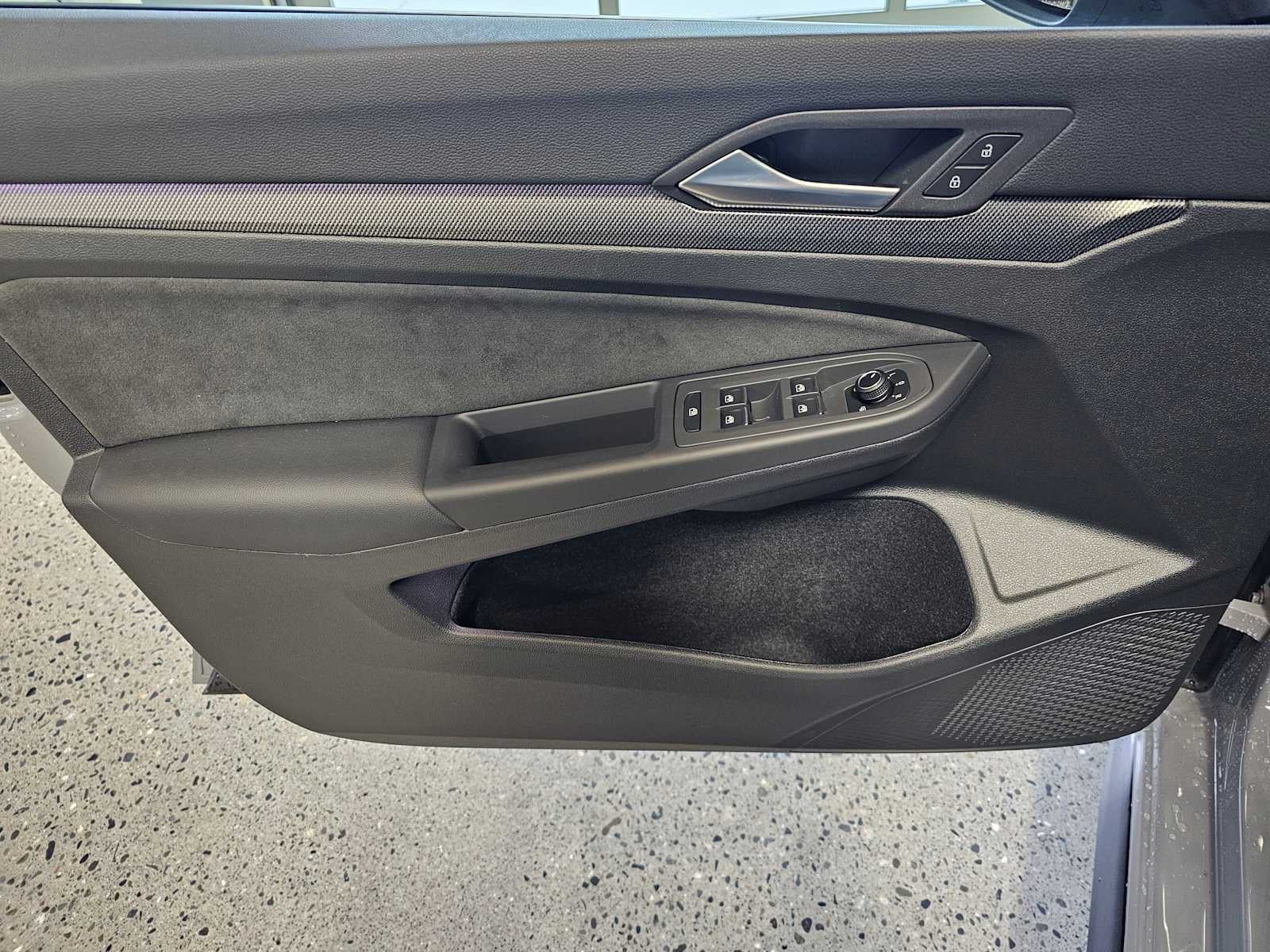 2026 Volkswagen Golf GTI 2.0T SE DSG