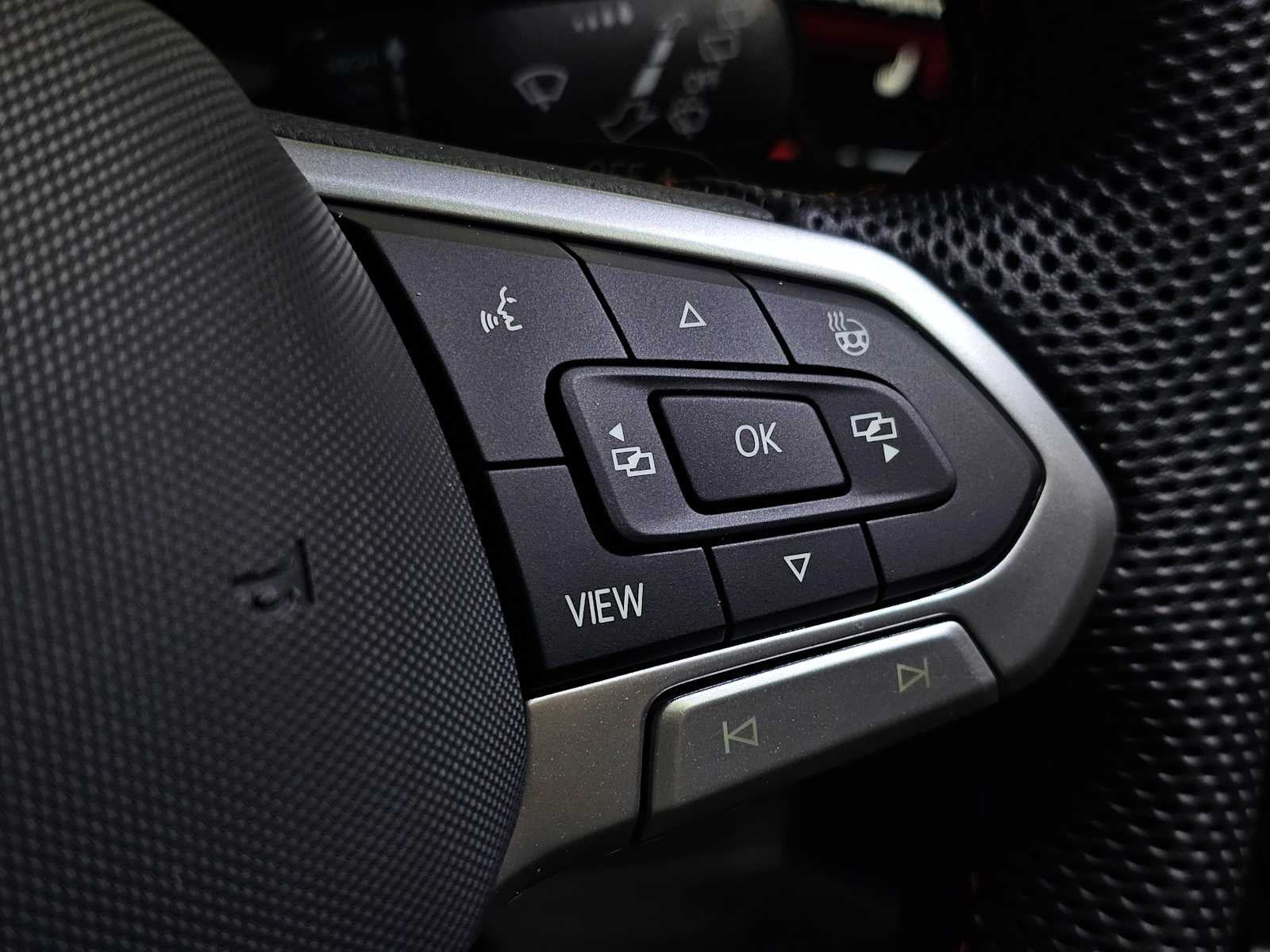 2026 Volkswagen Golf GTI 2.0T SE DSG