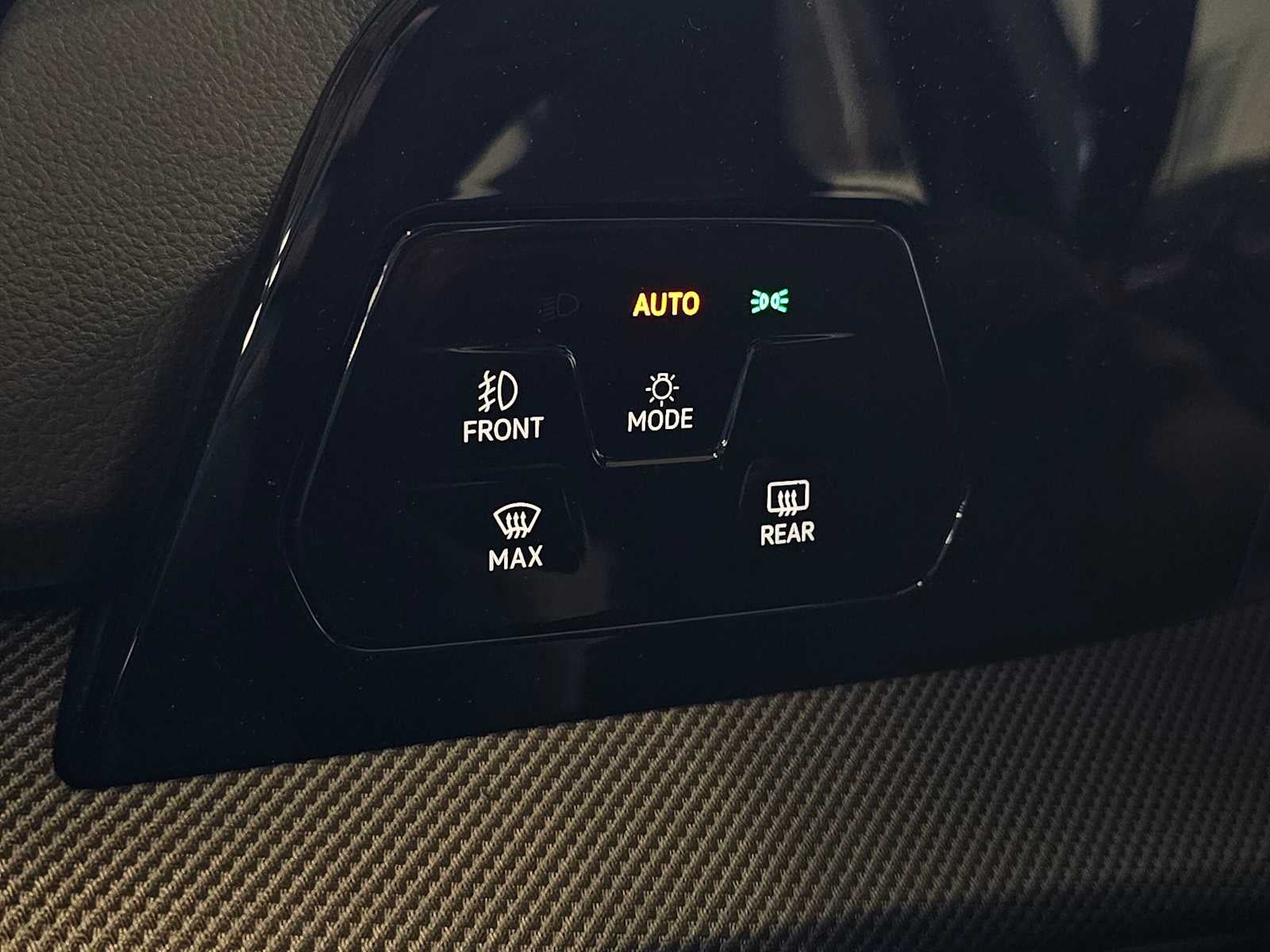 2026 Volkswagen Golf GTI 2.0T SE DSG