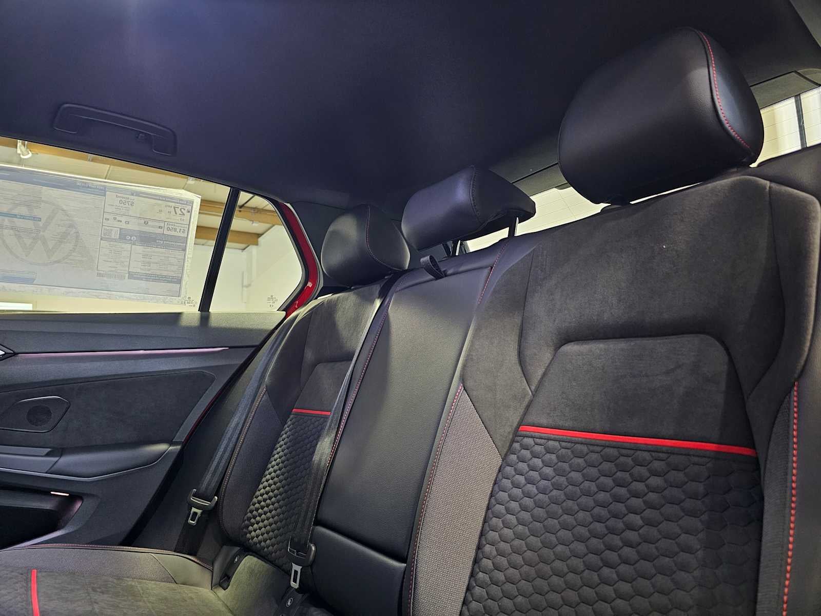 2026 Volkswagen Golf GTI 2.0T SE DSG