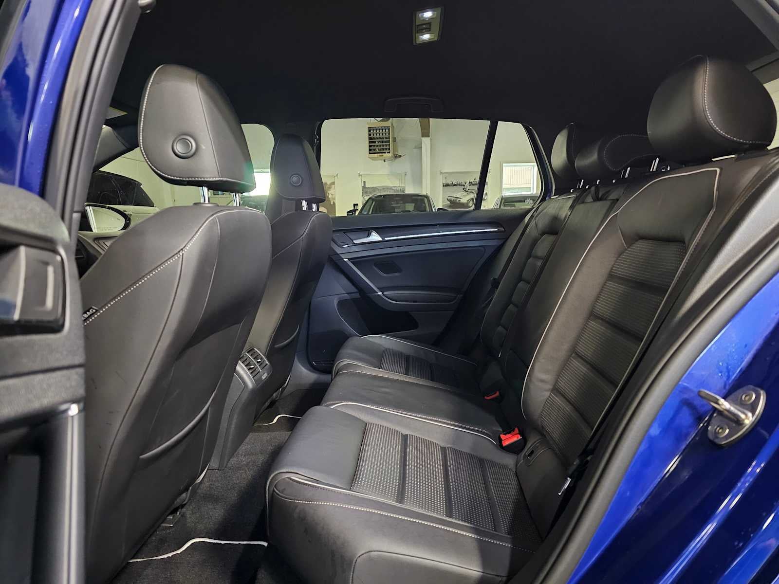 2019 Volkswagen Golf R 2.0T DSG w/DCC/Nav