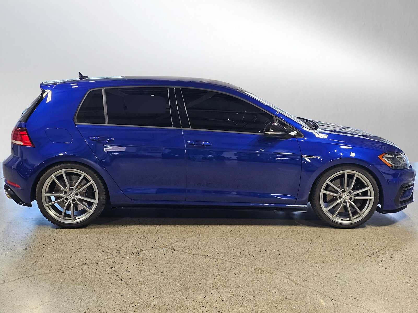 2019 Volkswagen Golf R 2.0T DSG w/DCC/Nav