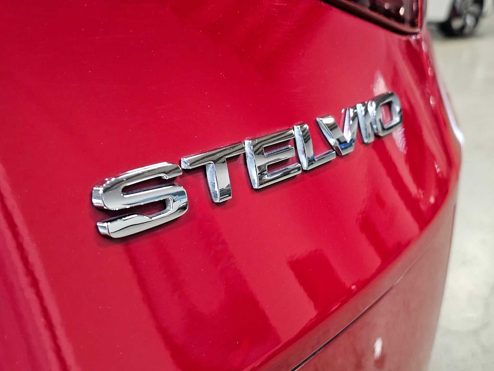 2019 Alfa Romeo Stelvio RWD