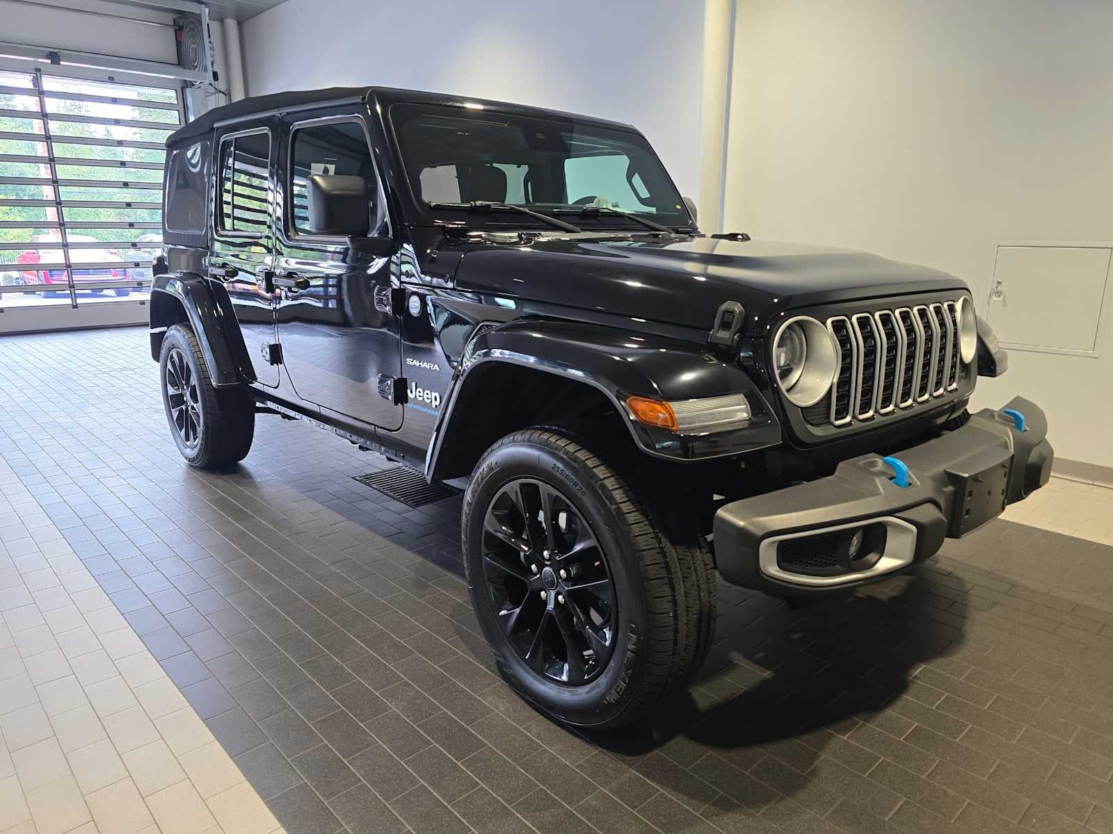 2024 Jeep Wrangler 4xe Sahara