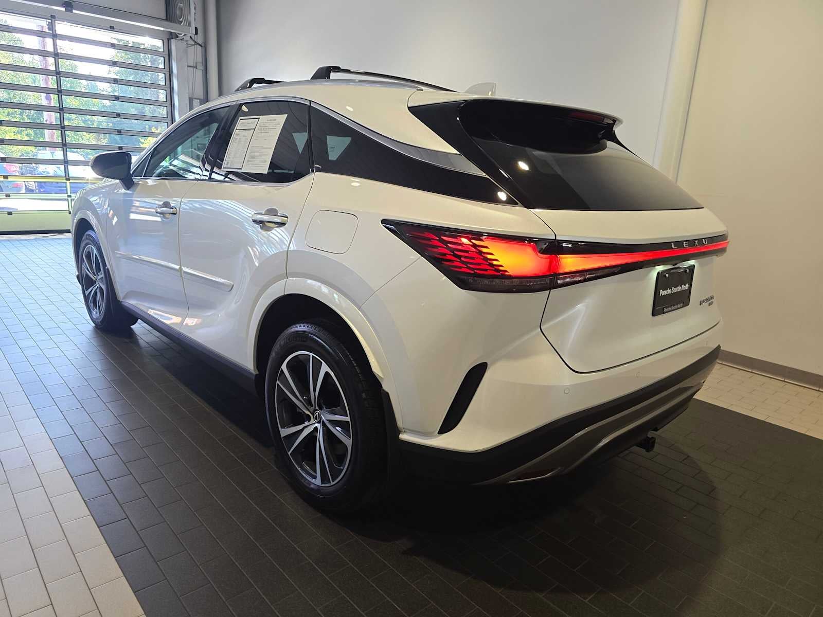 2024 Lexus RX 350h Premium