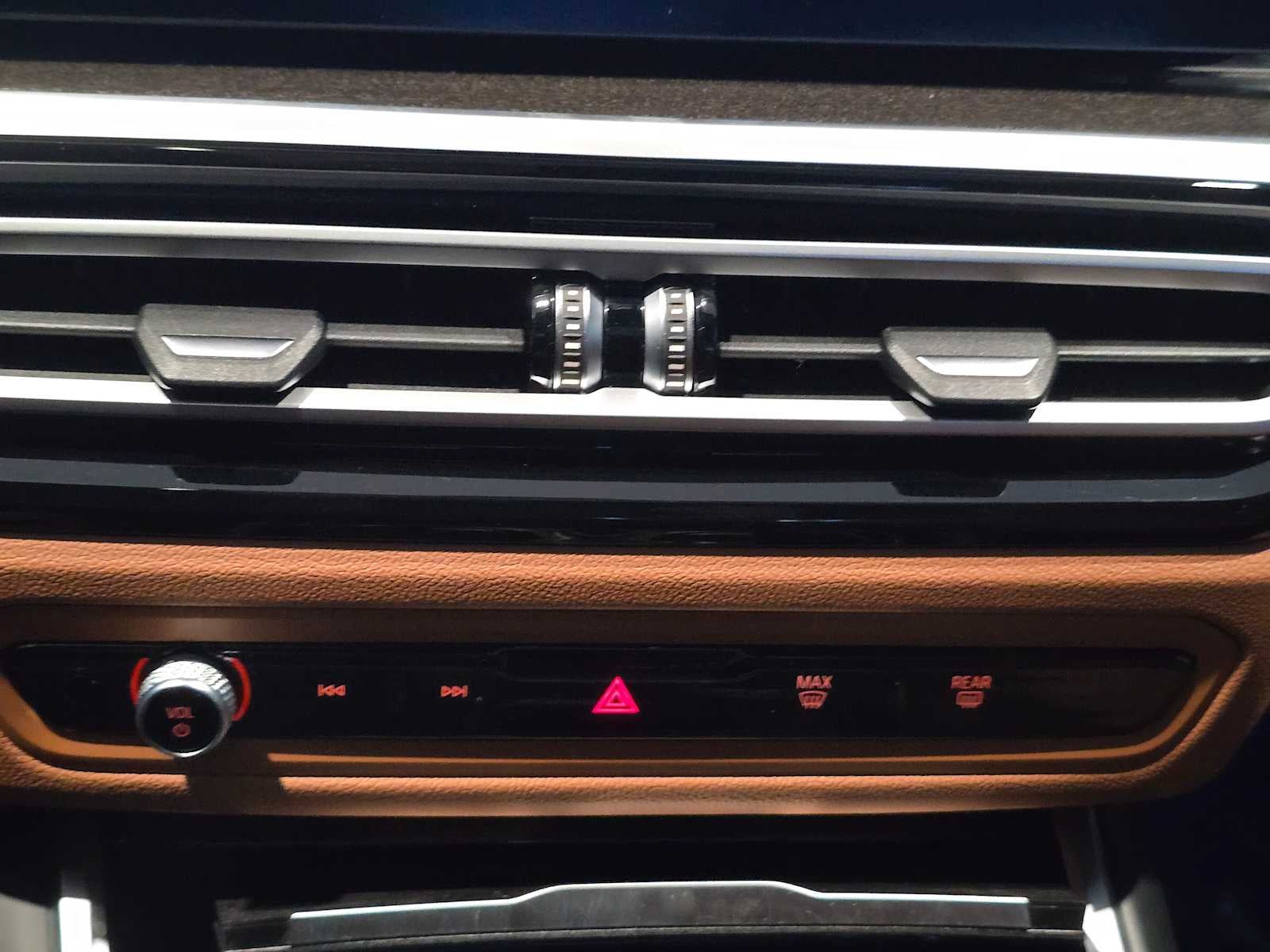 2023 BMW 330i 330i