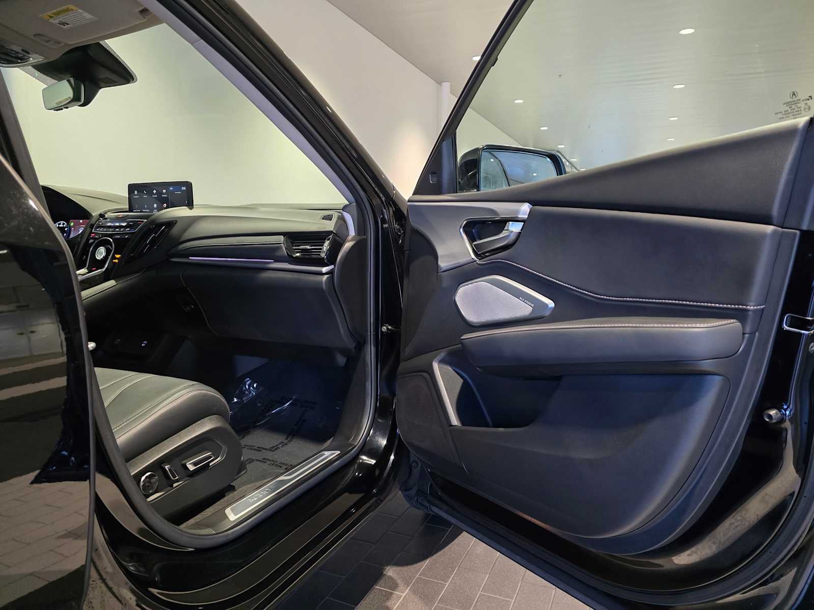 2023 Acura RDX w/Technology Package