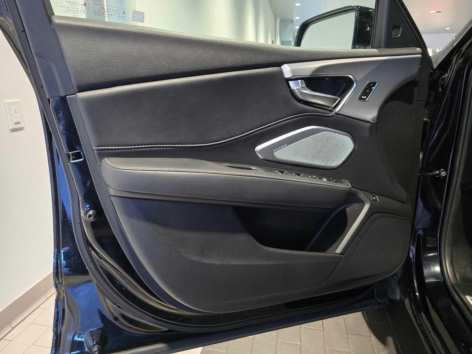 2023 Acura RDX w/Technology Package