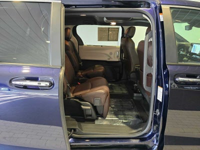 2023 Toyota Sienna Platinum