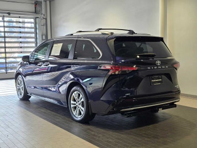 2023 Toyota Sienna Platinum