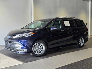 2023 Toyota Sienna Platinum