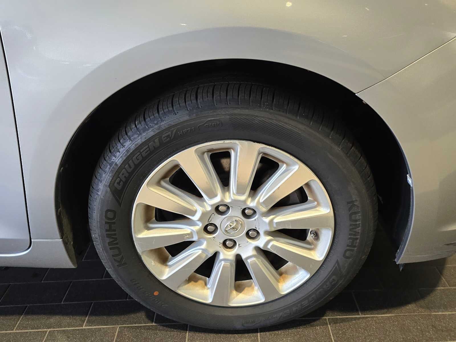 2012 Toyota Sienna LE