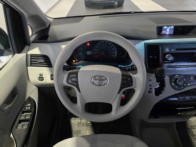 2012 Toyota Sienna LE