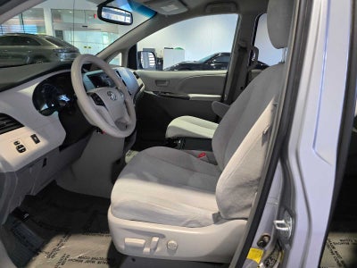 2012 Toyota Sienna LE