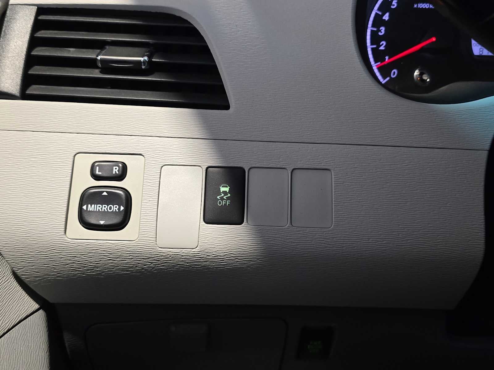 2012 Toyota Sienna LE