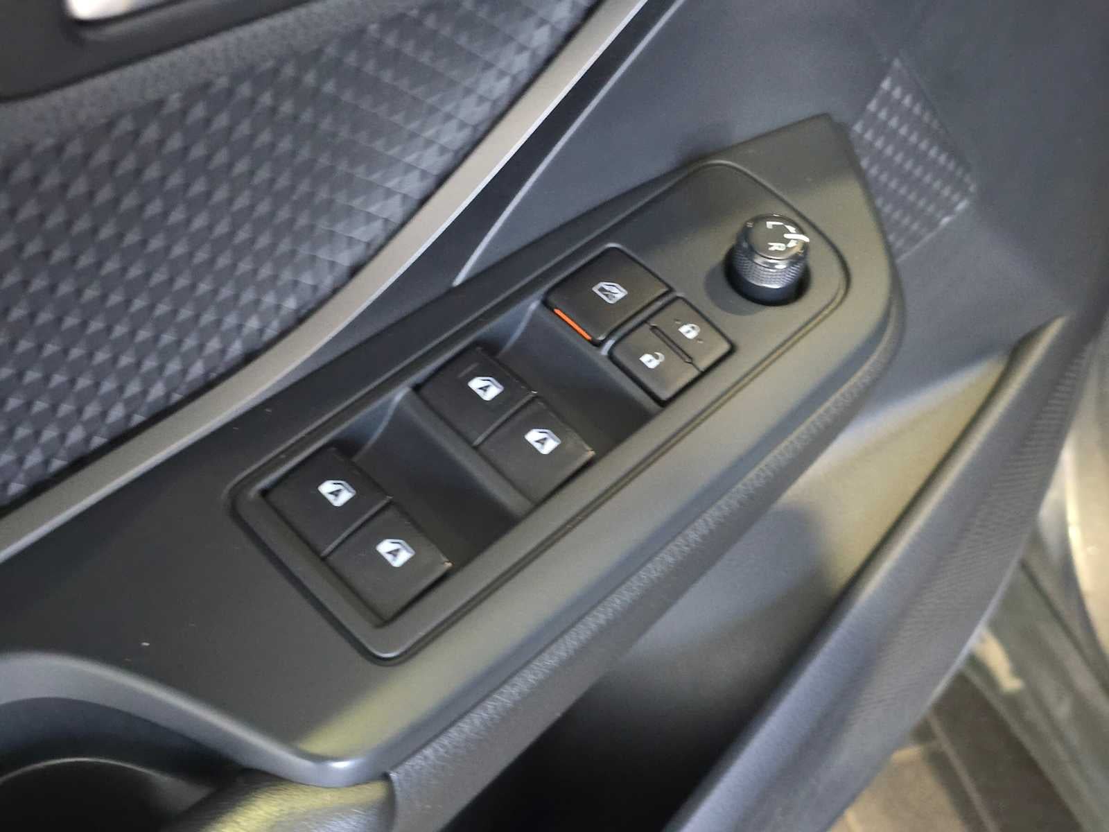 2019 Toyota C-HR LE