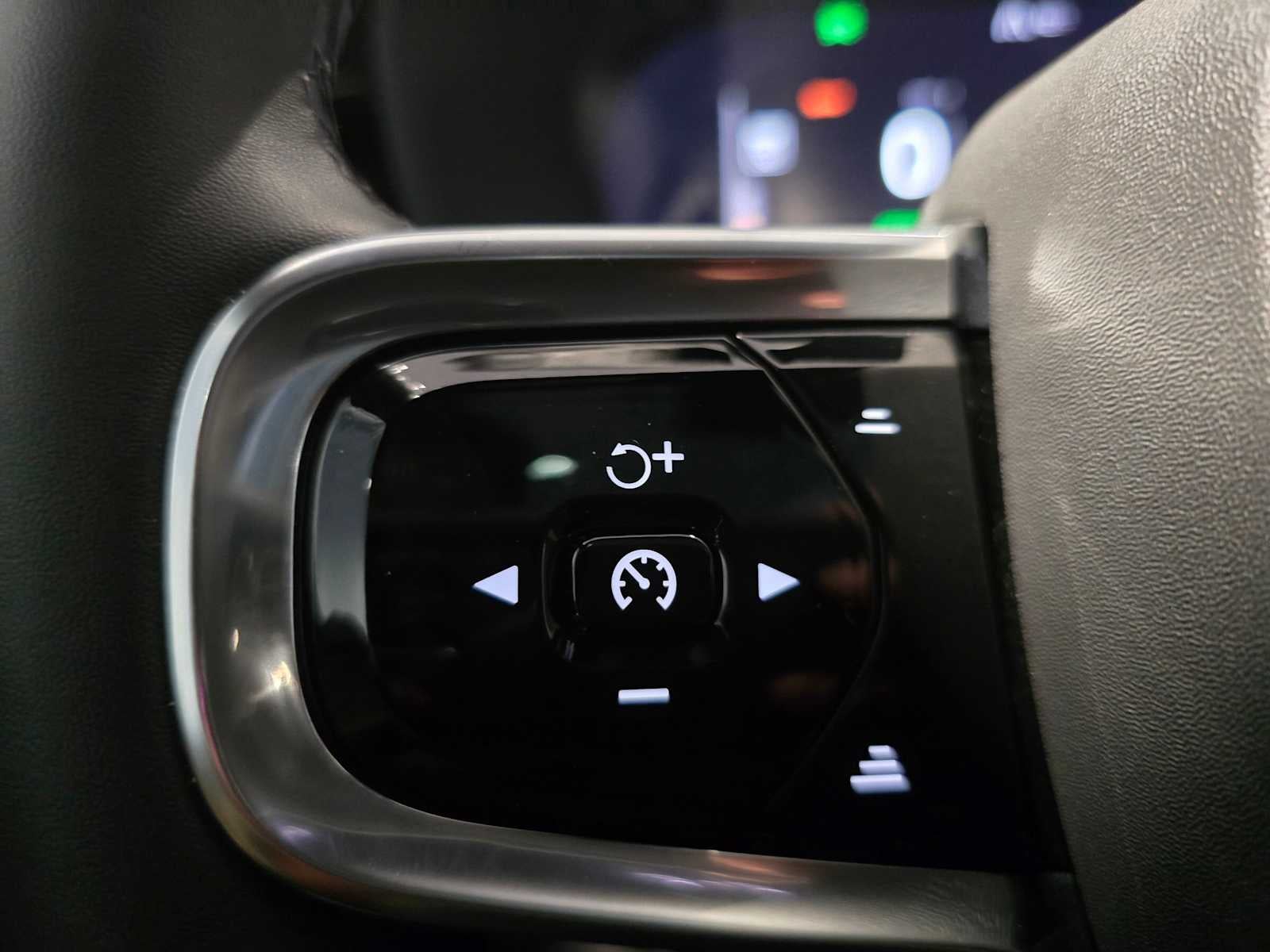 2022 Polestar 2 Base