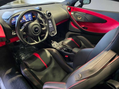 2019 McLaren 570GT Base