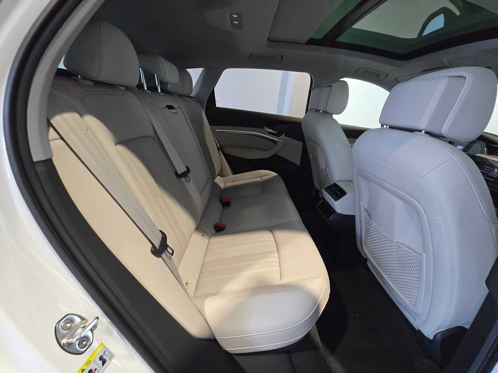 2024 Audi Q8 e-tron Premium Plus