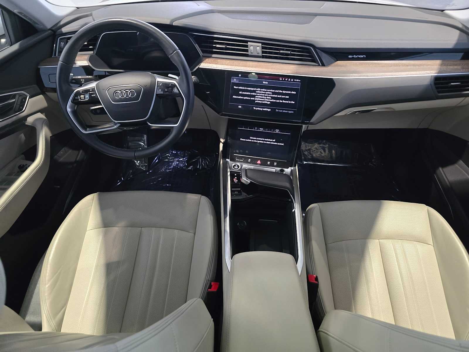 2024 Audi Q8 e-tron Premium Plus